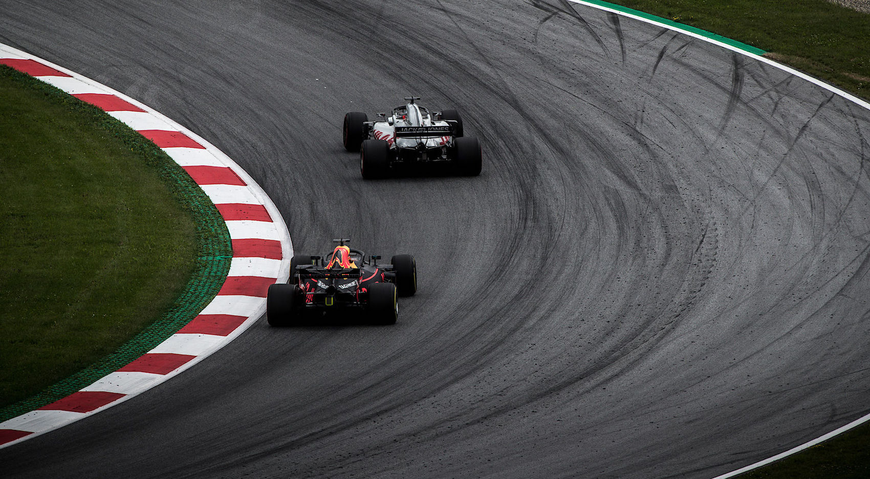 A Haas szerint kettős mércét alkalmaznak a versenybírák