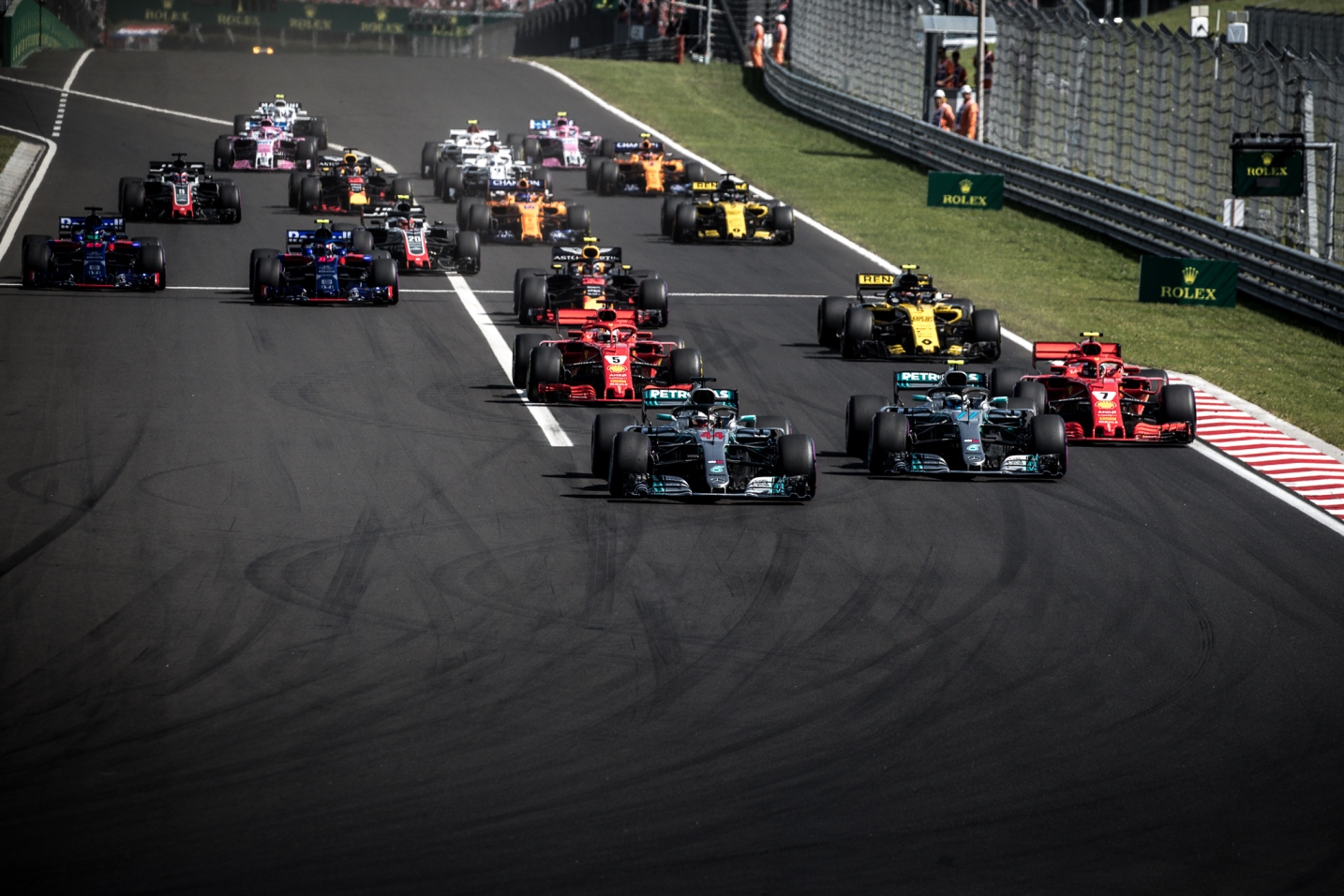 Eltolhatják a 2021-re ígért motorszabályok bevezetését