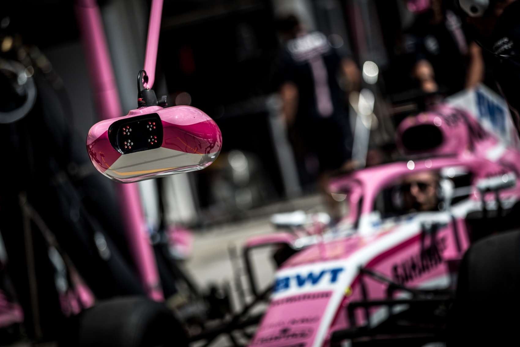 Nagyobb költségvetéssel és új gyárral folytathatja a Force India