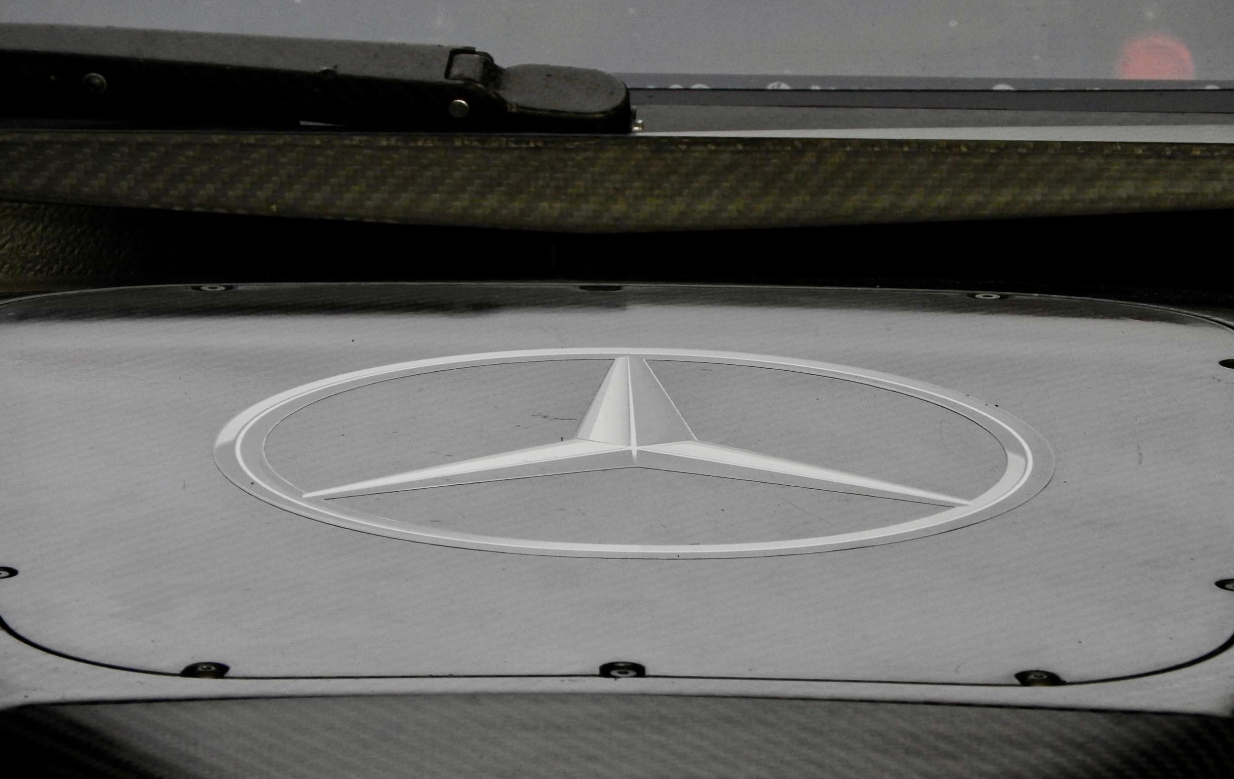 DTM: Bajnok a Mercedes, egyéniben továbbra is nagy a küzdelem