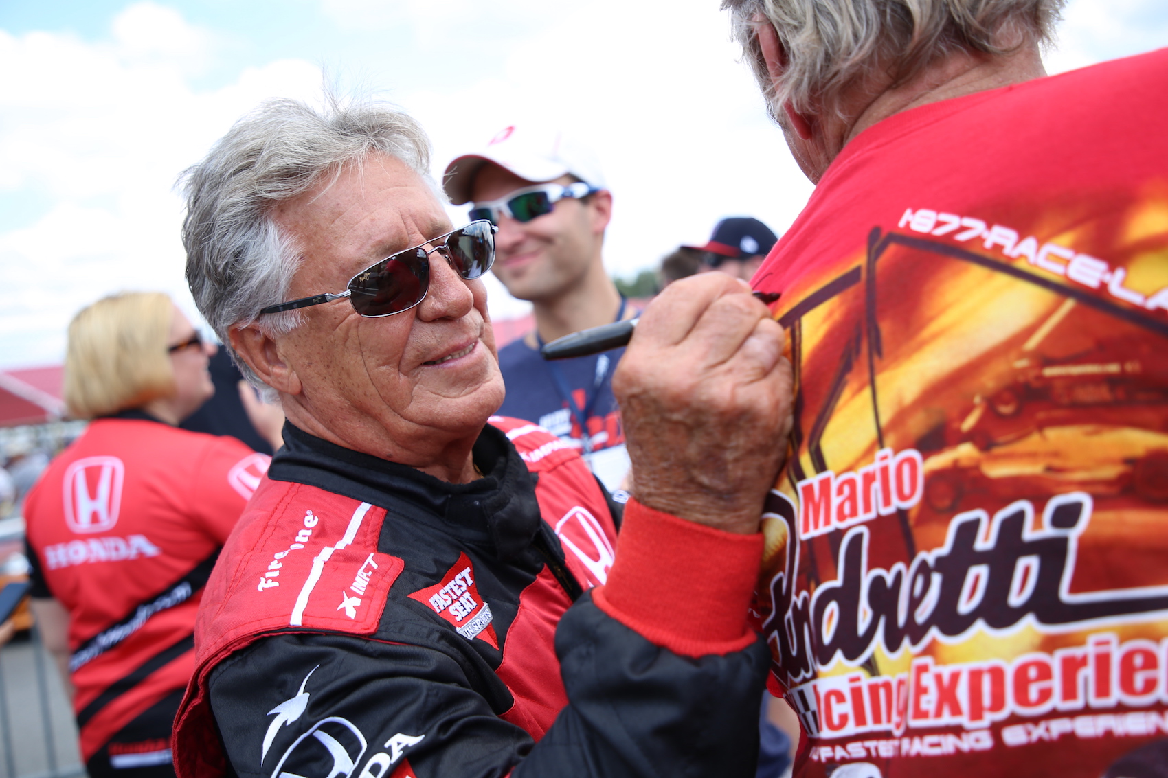 Andretti a harmadik autó bevezetése mellett érvel