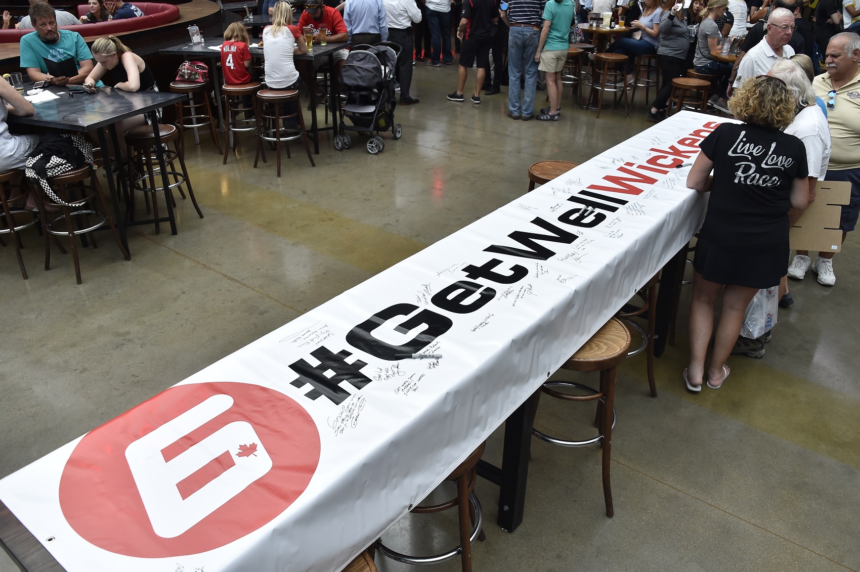 A sérült Robert Wickens videón üzent