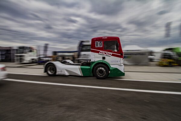 Szövevényes ügy Ryan Smith és a korábbi magyar csapata között