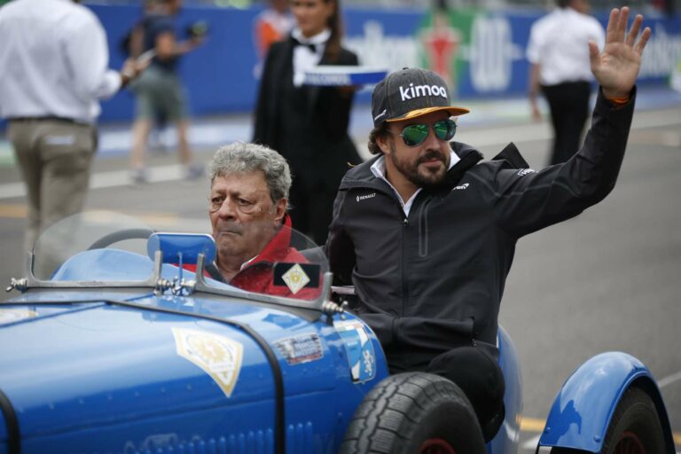 Alonso októberben dönt a jövőjéről, a NASCAR pedig vonzó számára