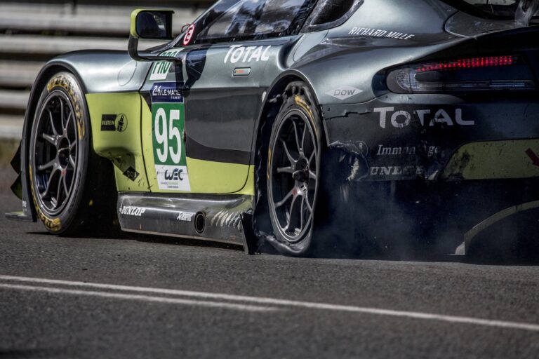 Aston Martin Vantage, racingline.racinglinehu, racingline.hu