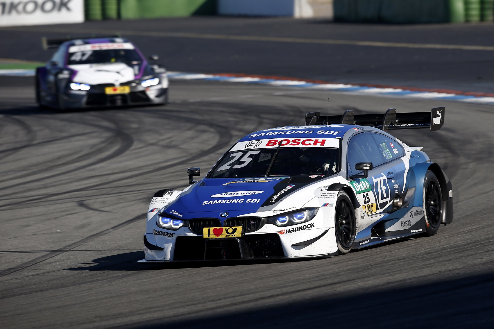 A BMW pilótája lett a DTM idei legeredményesebb újonca