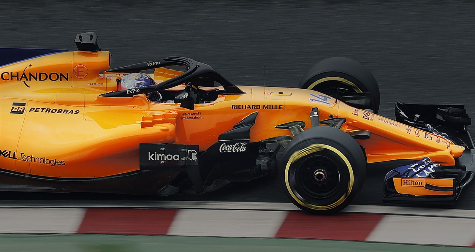 A McLaren véletlenül megmutatott egy darabot 2019-es autójából