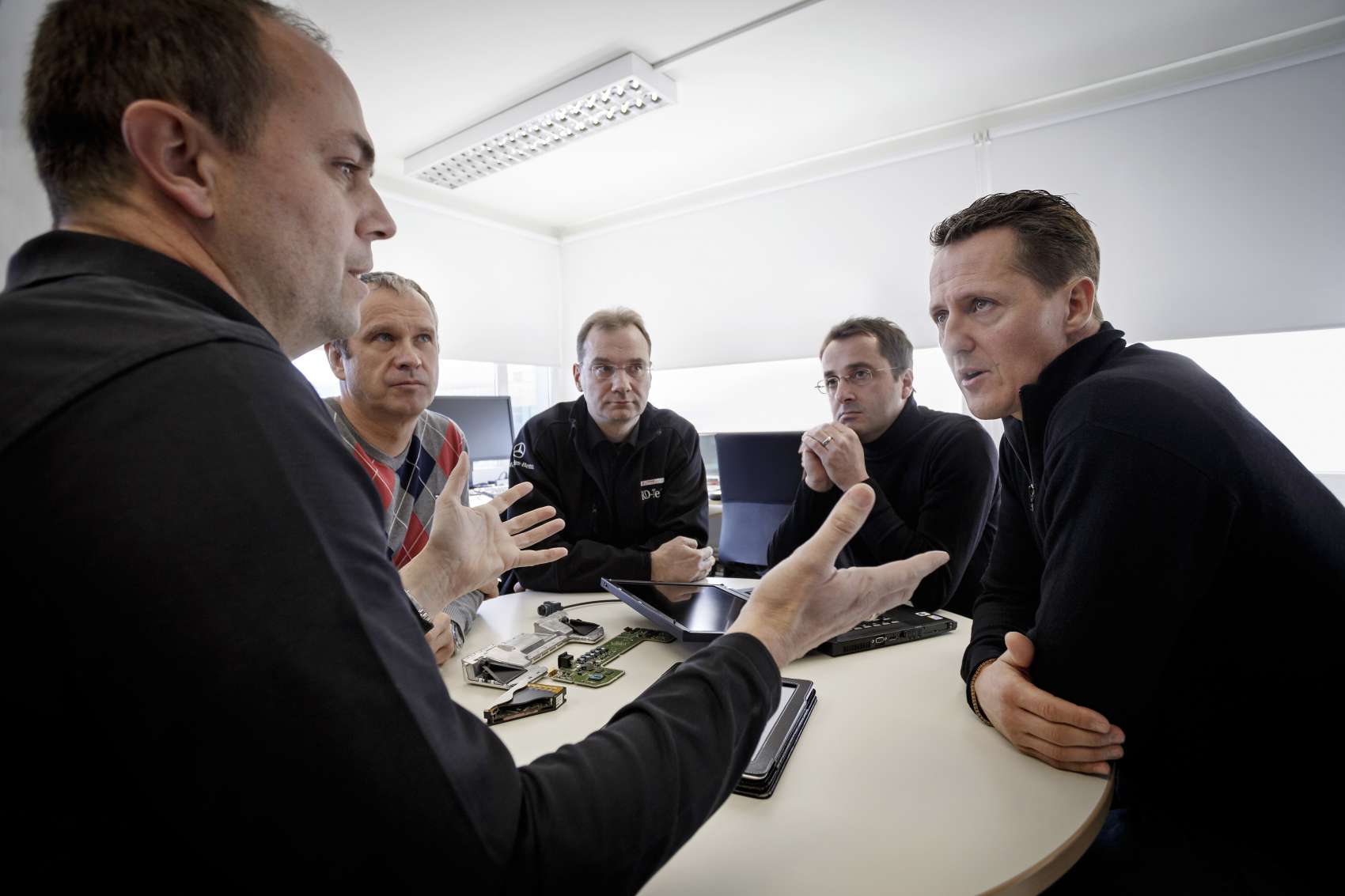 Eddig sosem publikált Schumacher videó, két hónappal a balesete előttről!