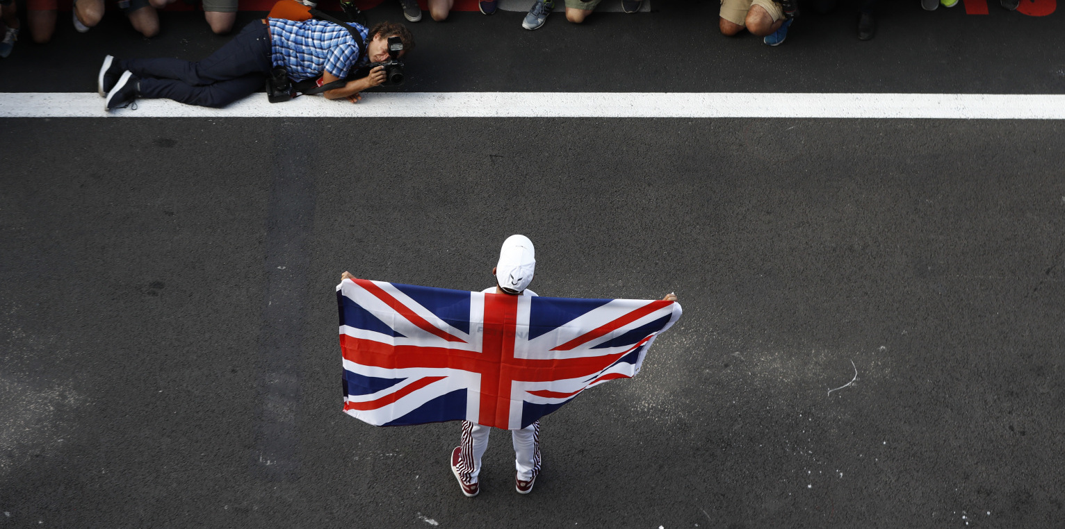 Hamilton nem gondol arra, hogy kap-e majd lovagi címet