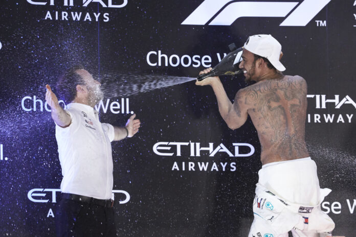 Lewis Hamilton, Still I Rise, racingline, racinglinehu, racingline.hu