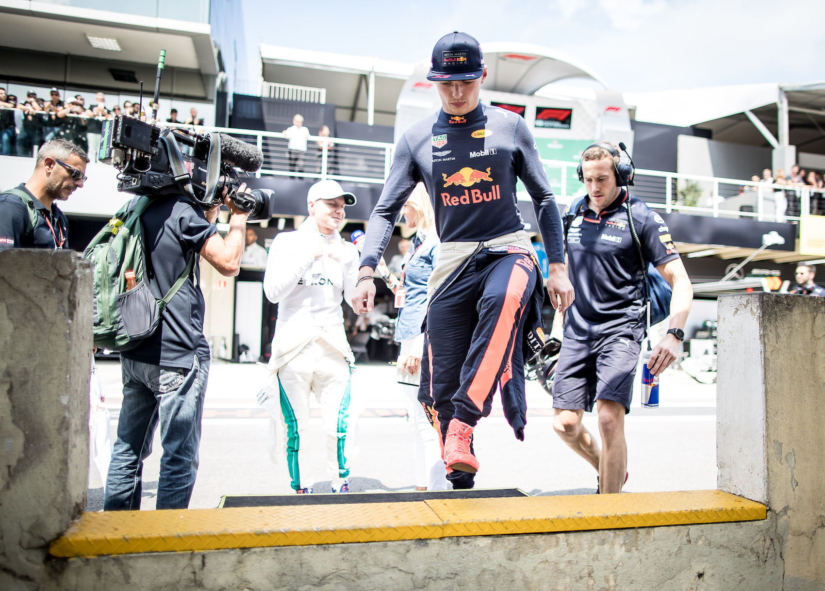 Véleményeztétek Verstappen lökdösődését