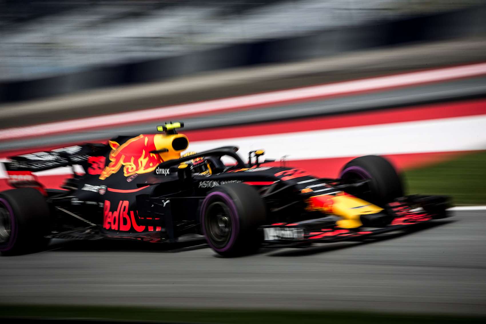 Brawn: A Red Bull-Hondának a bajnoki címért kell harcolnia