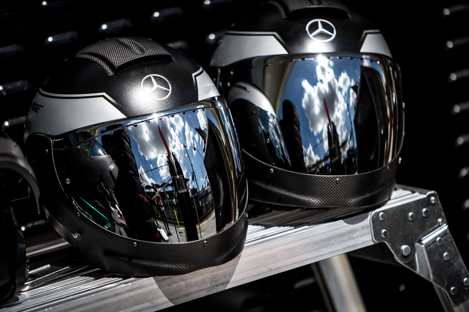 A Mercedes pszichológusok segítségét kérte