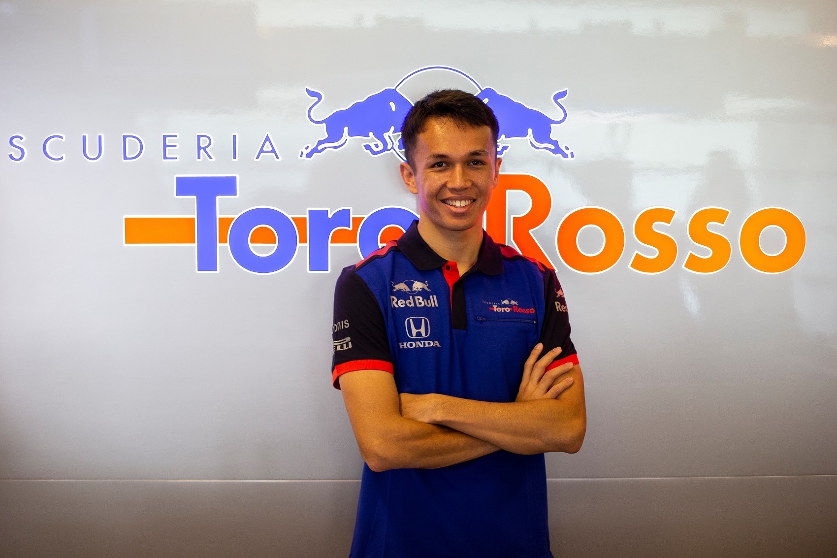 Albonnak ki kellett könyörögnie a 2018-as F2-es lehetőséget