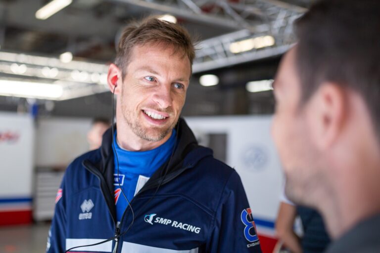 Button pár éve gyári ülést hagyott elúszni, de visszatérne Le Mans-ba