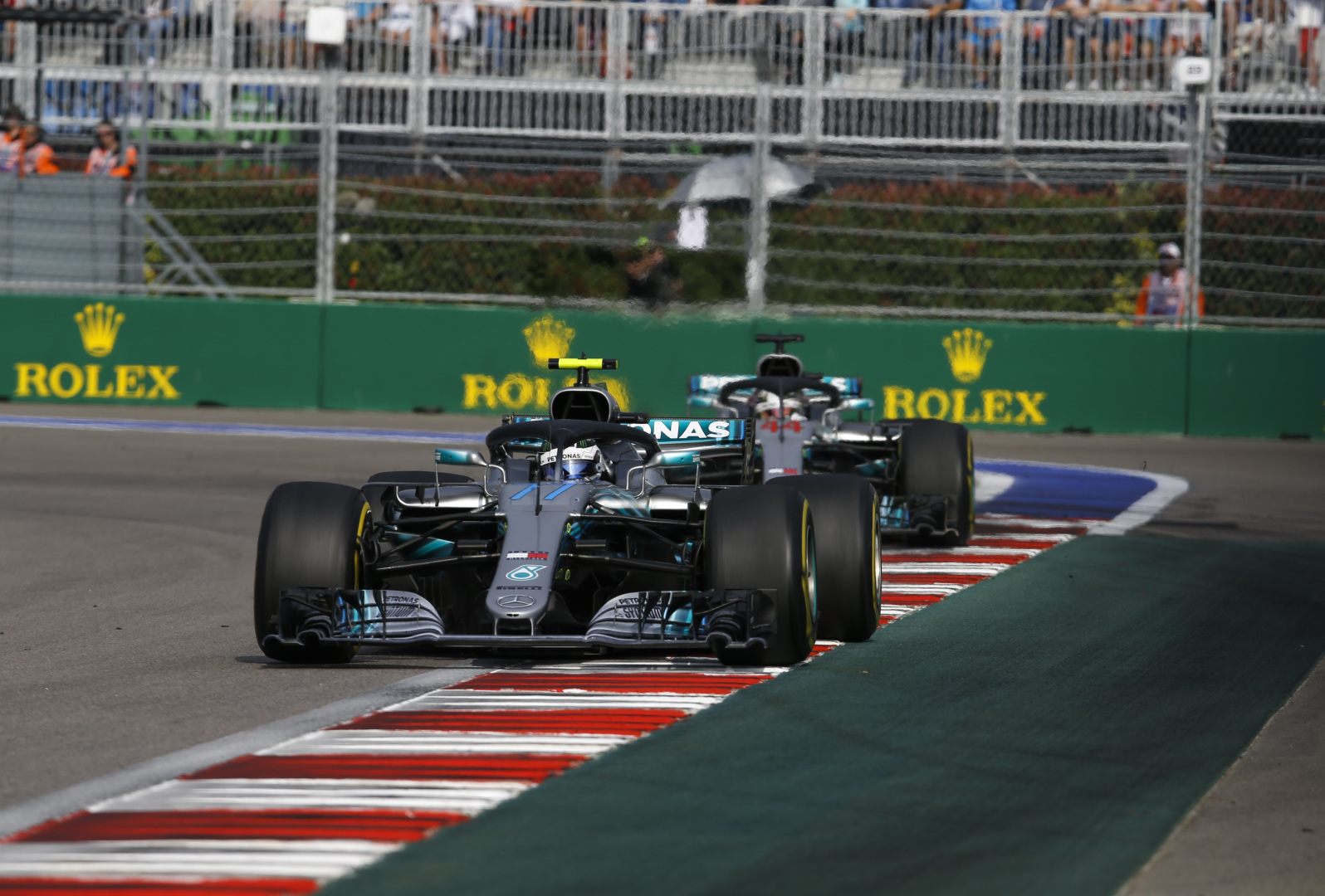 Hamilton nem akar még egyszer csapatutasítást