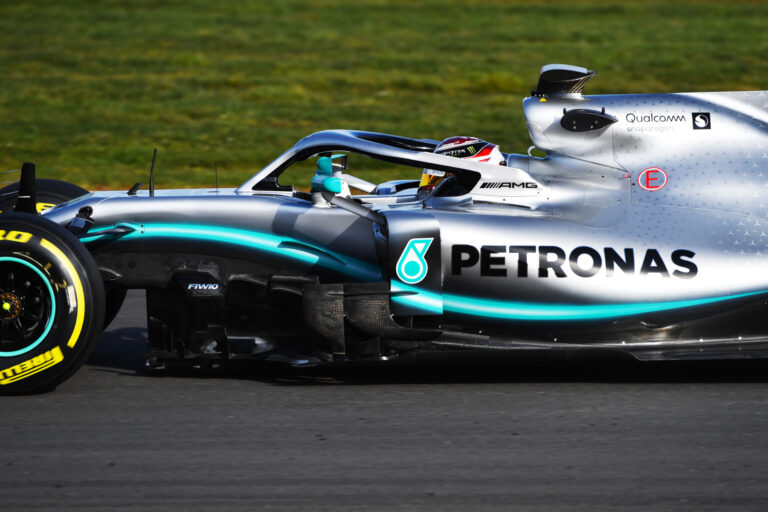 Lewis Hamilton Mercedes racingline. racinglinehu, racingline.hu
