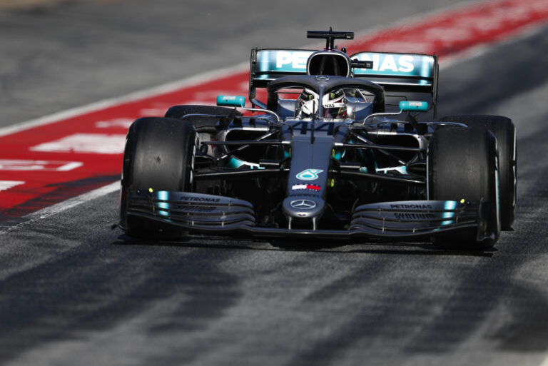 Mercedes Lewis Hamilton, racingline, racinglinehu, racingline,hu