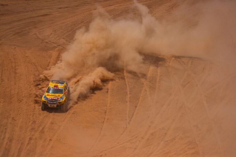 Opel Dakar Team racingline. racinglinehu, racingline.hu