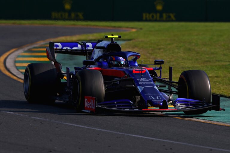 Alexander Albon Toro Rosso racingline. racinglinehu, racingline.hu