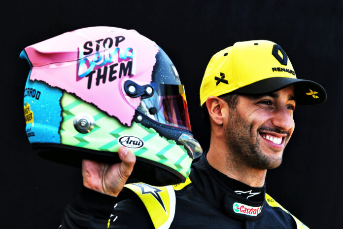 Daniel Ricciardo sisak racingline. racinglinehu, racingline.hu