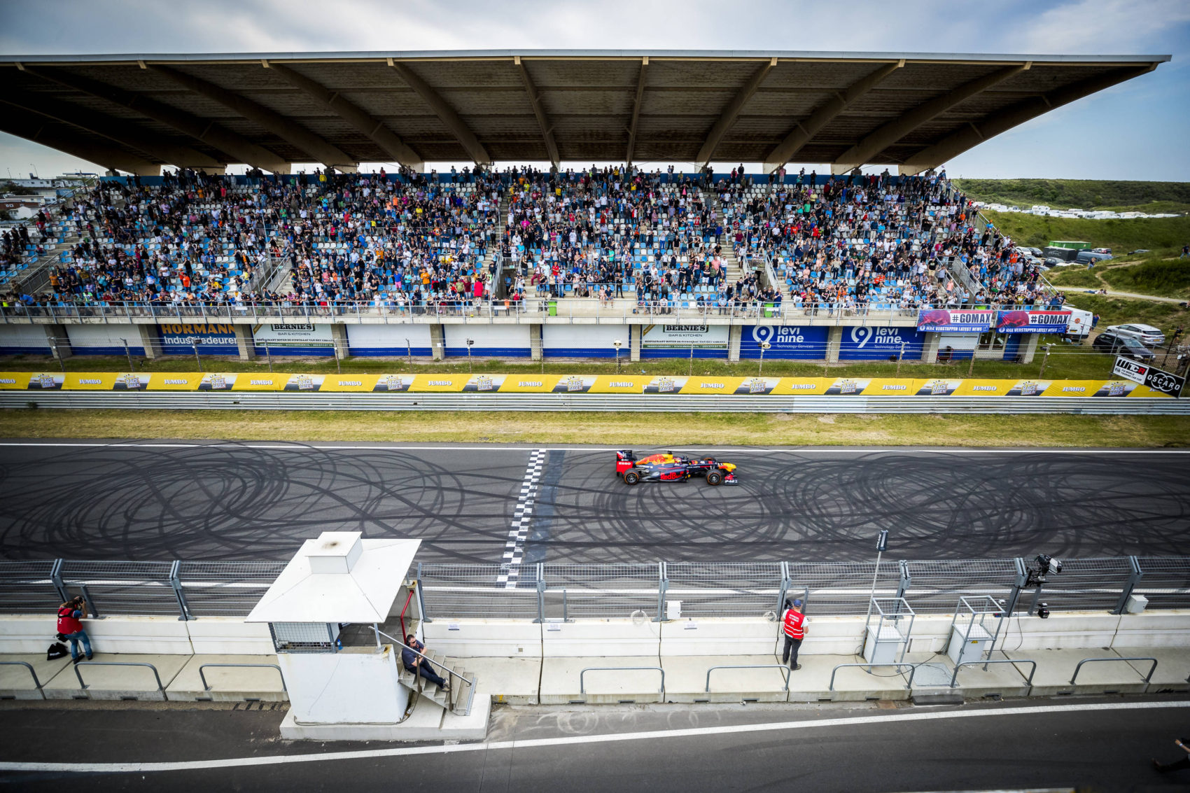 Nem lehet teltház az elhalasztott Holland Nagydíj lelátóin sem
