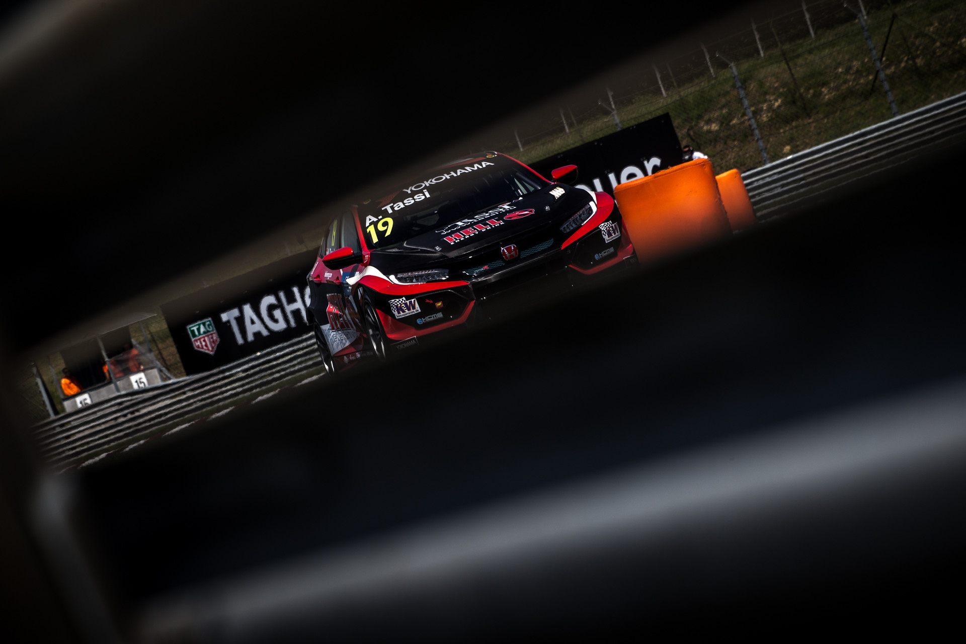 Michelisz és Tassi hazai közönség előtt bizonyíthat!