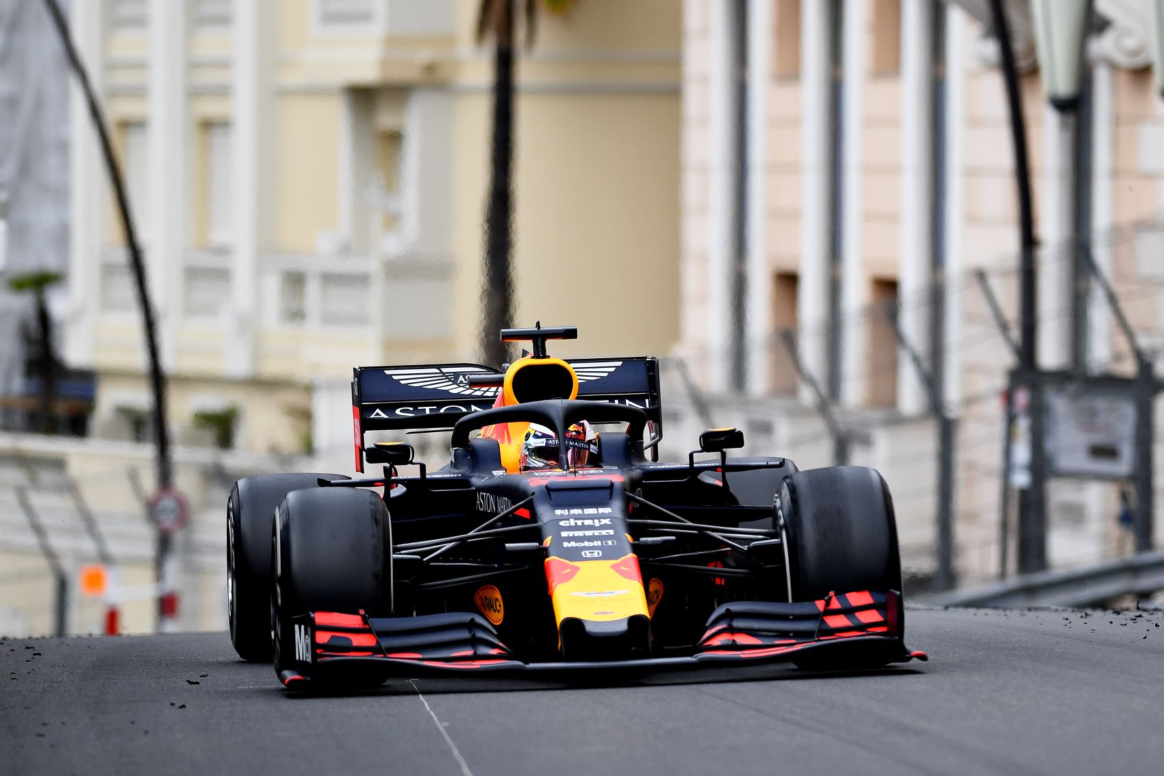 Rossz motormódot használt Verstappen a futam alatt