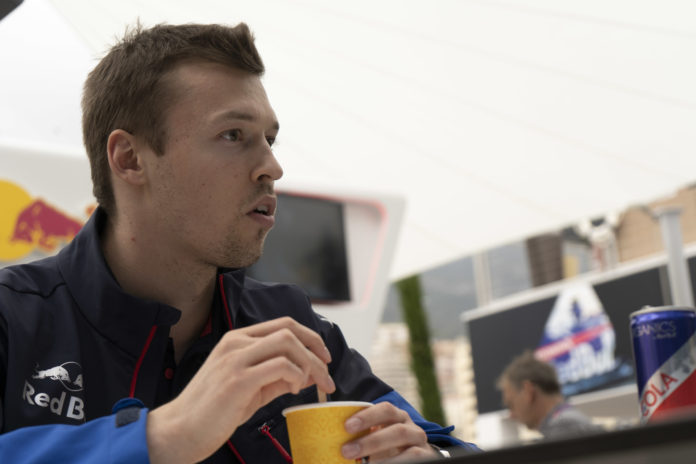 Kvyat, Racingline