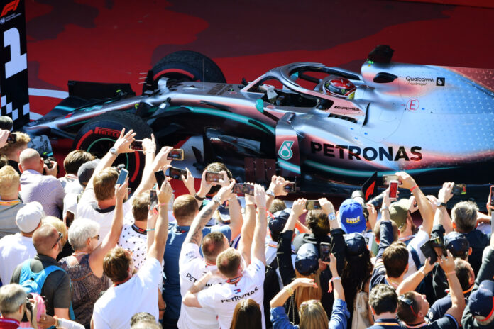 Lewis Hamilton racingline, racinglinehu, racingline.hu