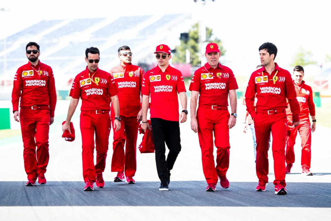 Charles Leclerc, Jock Clear, Ferrari, racingline, racinglinehu, racinglie.hu