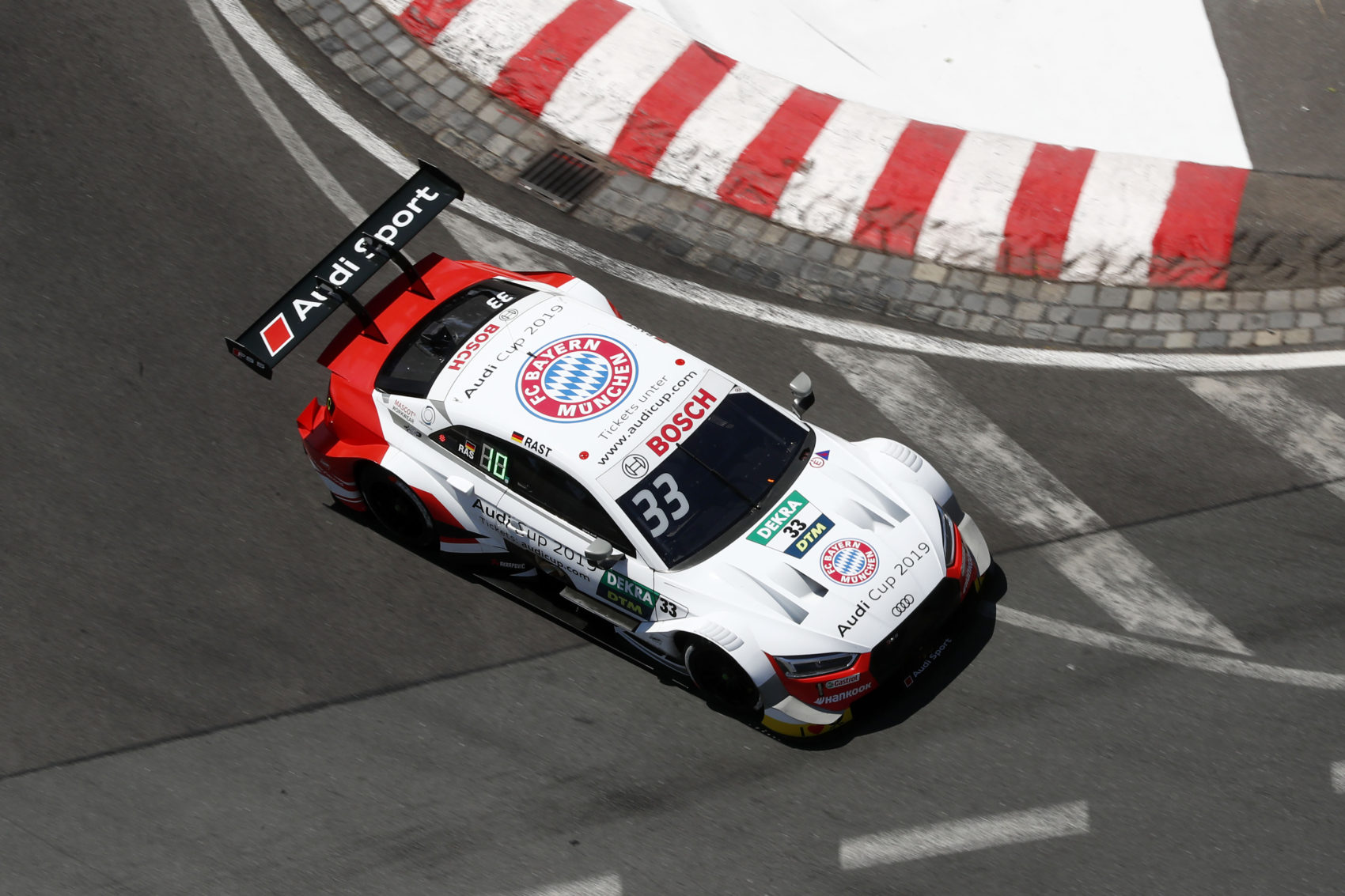 Rast az utolsó helyről felzárkózva nyert futamot a Norisringen