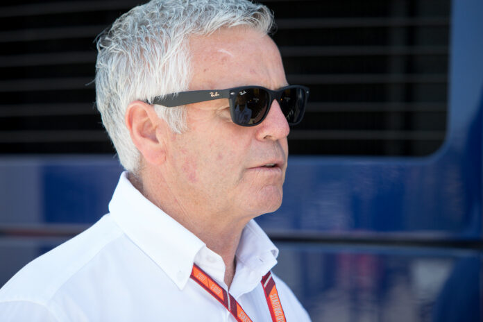 Derek Warwick, versenybírák