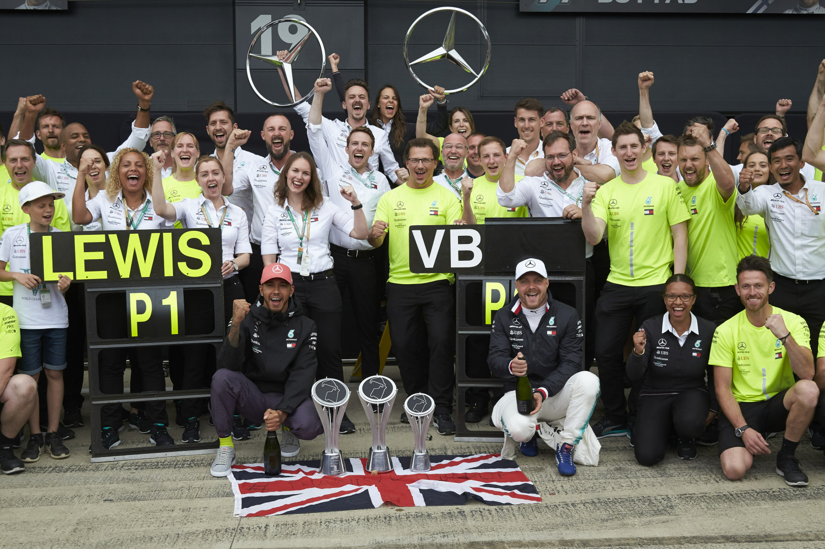 Mercedes: Szeretnénk biztonságosan újrakezdeni a munkát