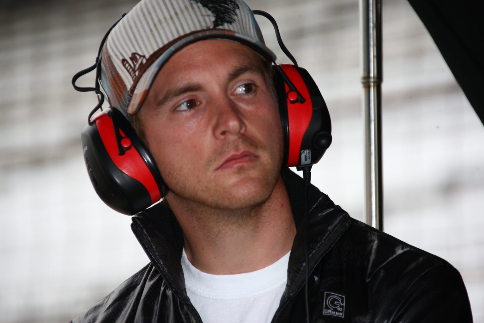 Scott Speed több csigolyáját is eltörte egy rallycross balesetben