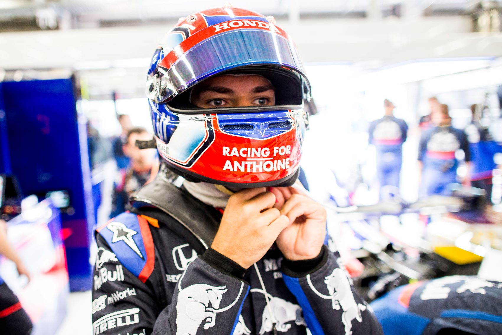 Gasly: A futam előtt megkértem Charles-t, nyerje meg ezt Anthoine-ért