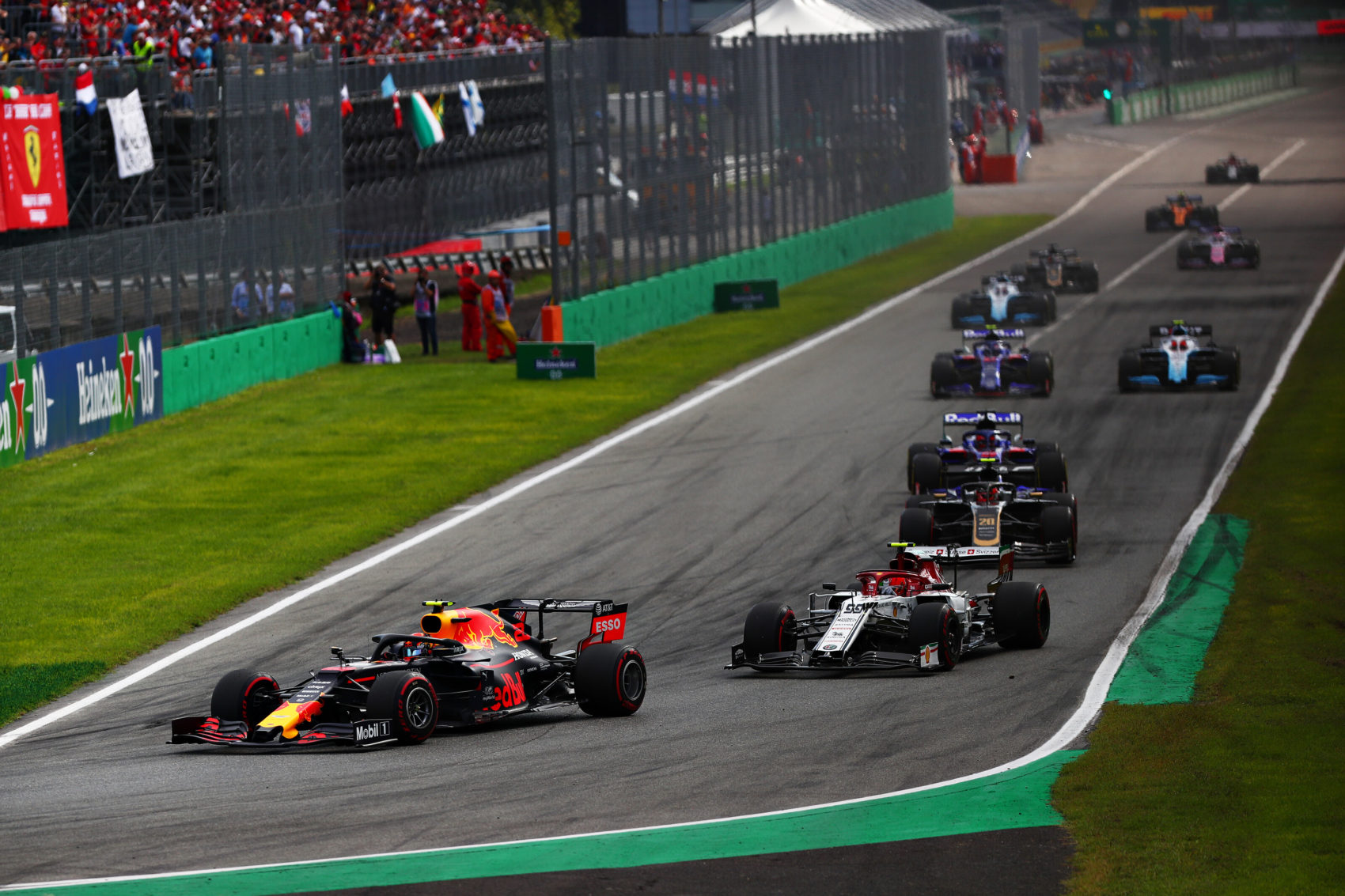 A versenyigazgató csak nevet a fordított menetirányú futamok ötletén