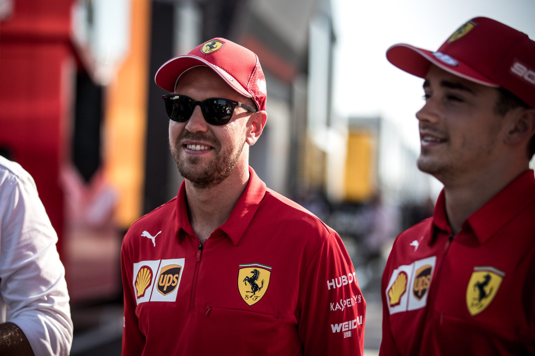 A Ferrari versenyzői szerint a Mercedes dominál Szingapúrban