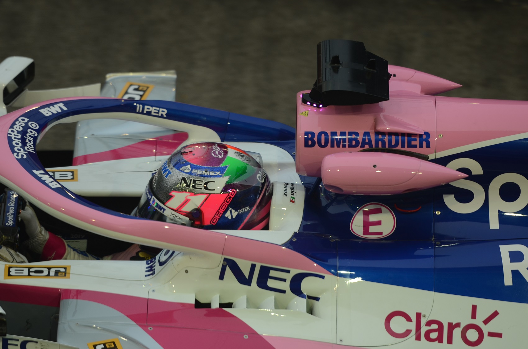 Perez boxutcából rajtol a mérlegelés kihagyása miatt