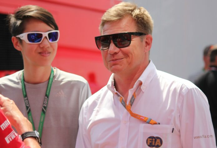 Mika Salo, Max Salo