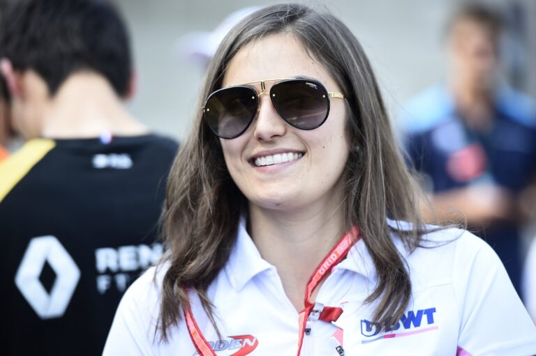 Tatiana Calderon visszatér a Formula 2-be