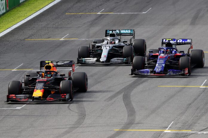 Alexander Albon, Lewis Hamilton, Pierre Gasly, a nap versenyzője, honda