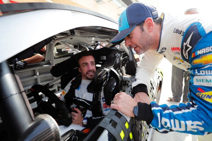 jimmie johnson, fernando alonso, racingline.hu