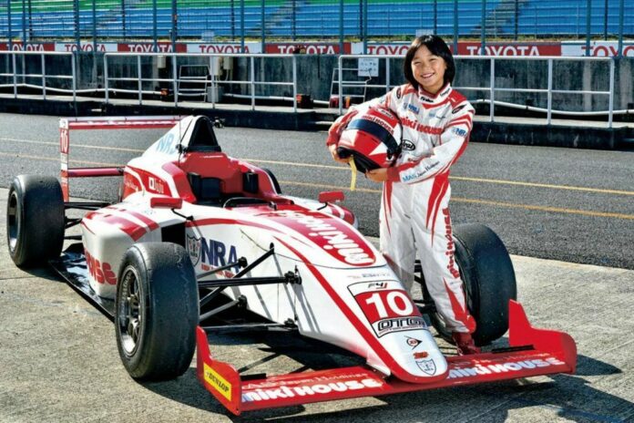 13 éves, juju noda, racingline.hu