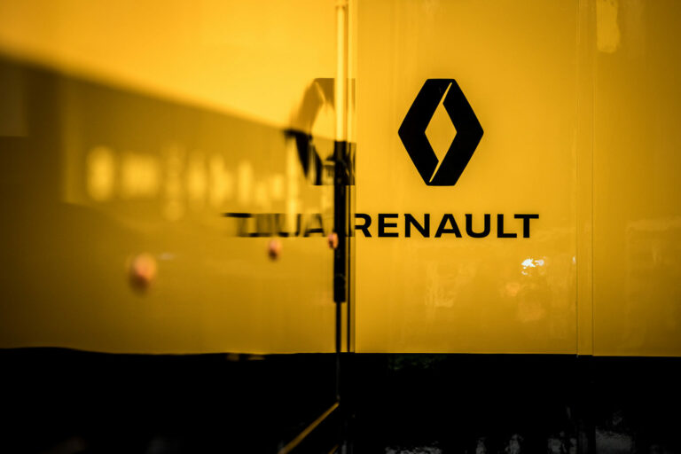 Renault, racingline.hu