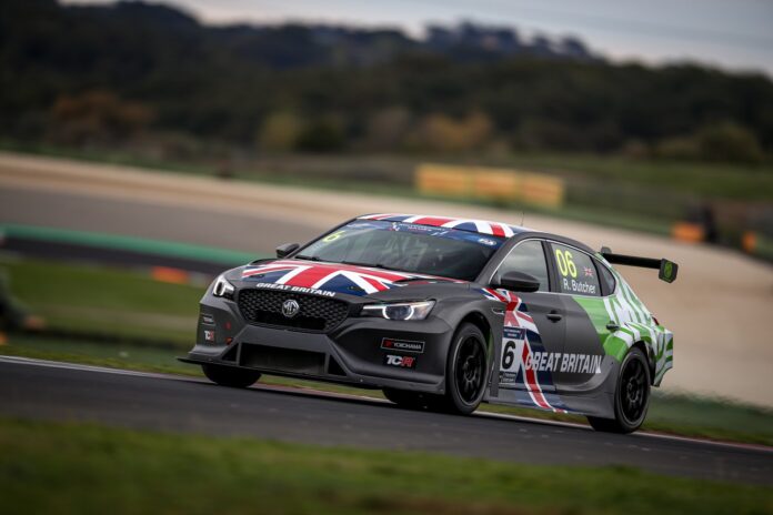 MG, racingline.hu, etcr