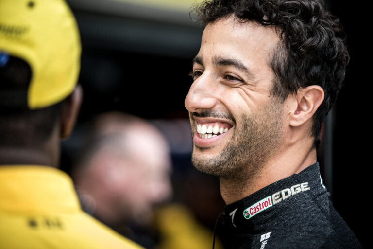 Ricciardo több időt töltene a gyárban a szezon előtt