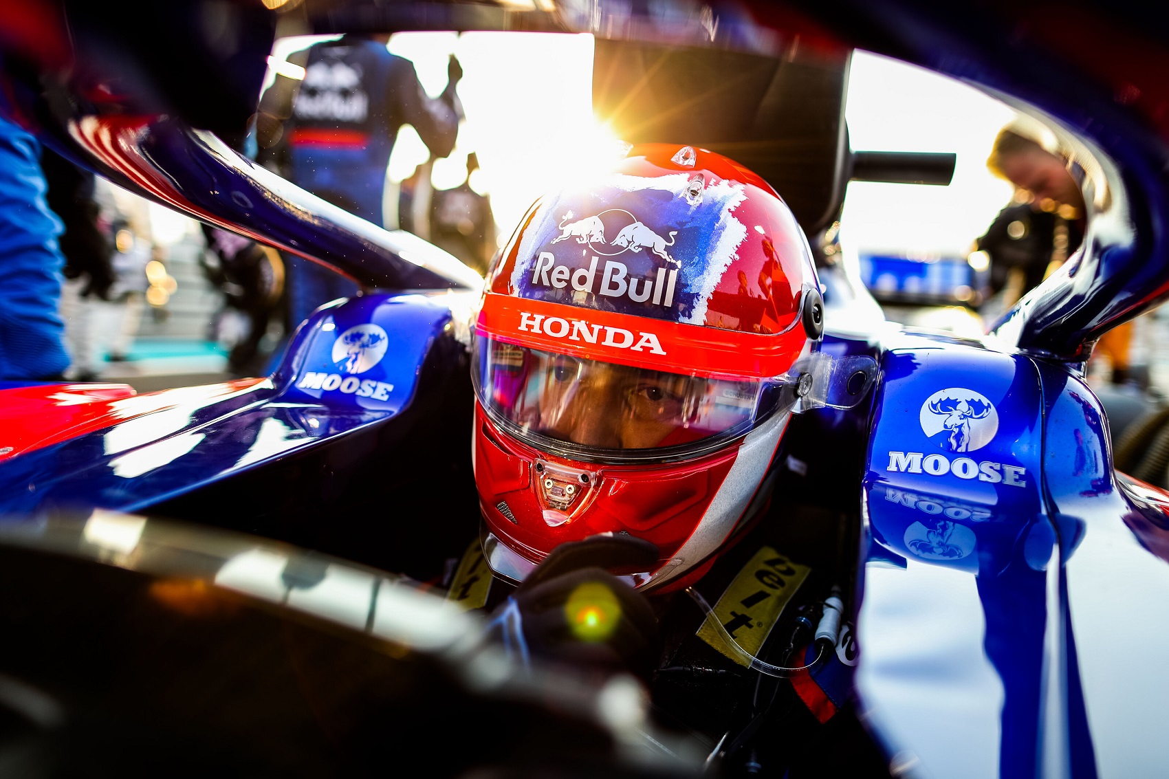 Kvyat további fejlődést szeretne látni az Alpha Tauritól és a Hondától