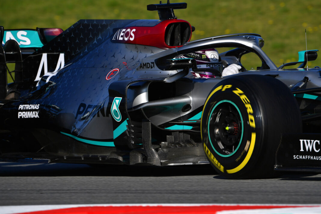 Mercedes, Hamilton, racingline