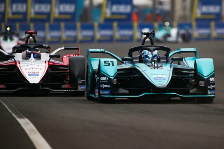 Augusztusban érhet véget a Formula E idei szezonja